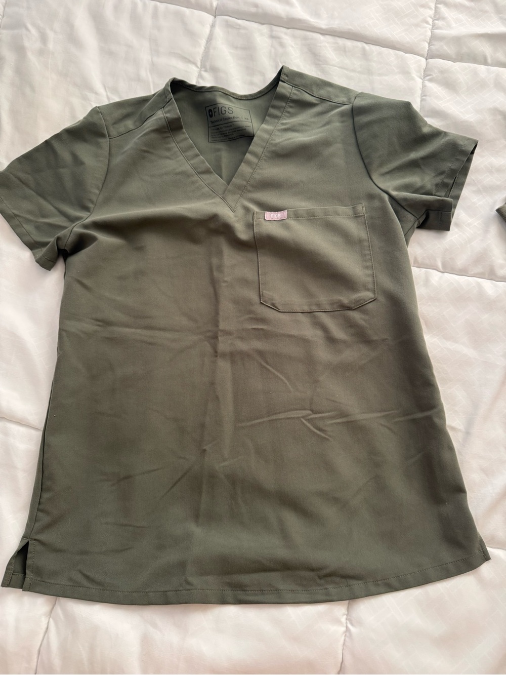 Figs Women’s Olive V-Neck Scrub Top with Chest Pocket